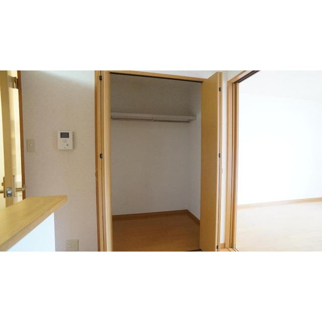 収納　クローゼット