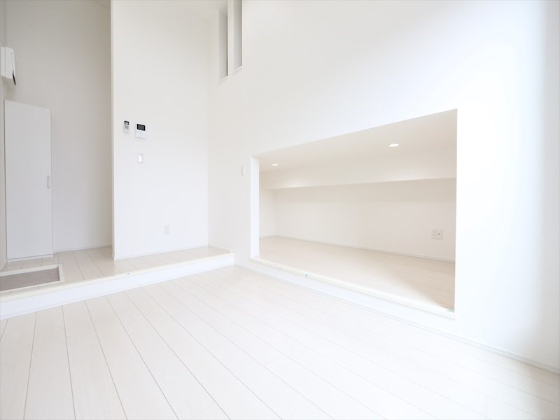 居室・リビング　洋室5.9帖　アンダーロフト4.9帖　エアコン付　同仕様写真