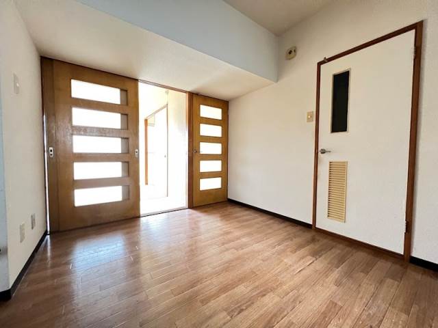 居室・リビング　※他号室イメージ