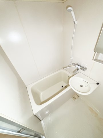 バス・シャワールーム　1 A イメージ