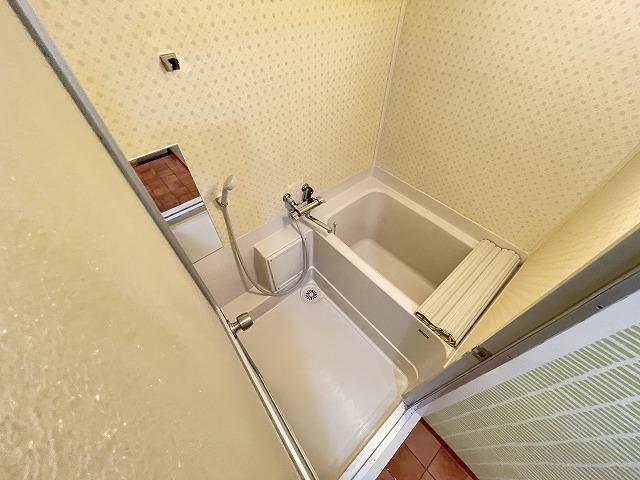 バス・シャワールーム　浴室