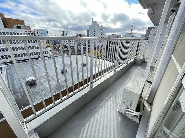 バルコニー　バルコニー