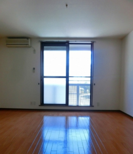 居室・リビング　別号室参考画像