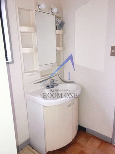 洗面設備　洗面台です。