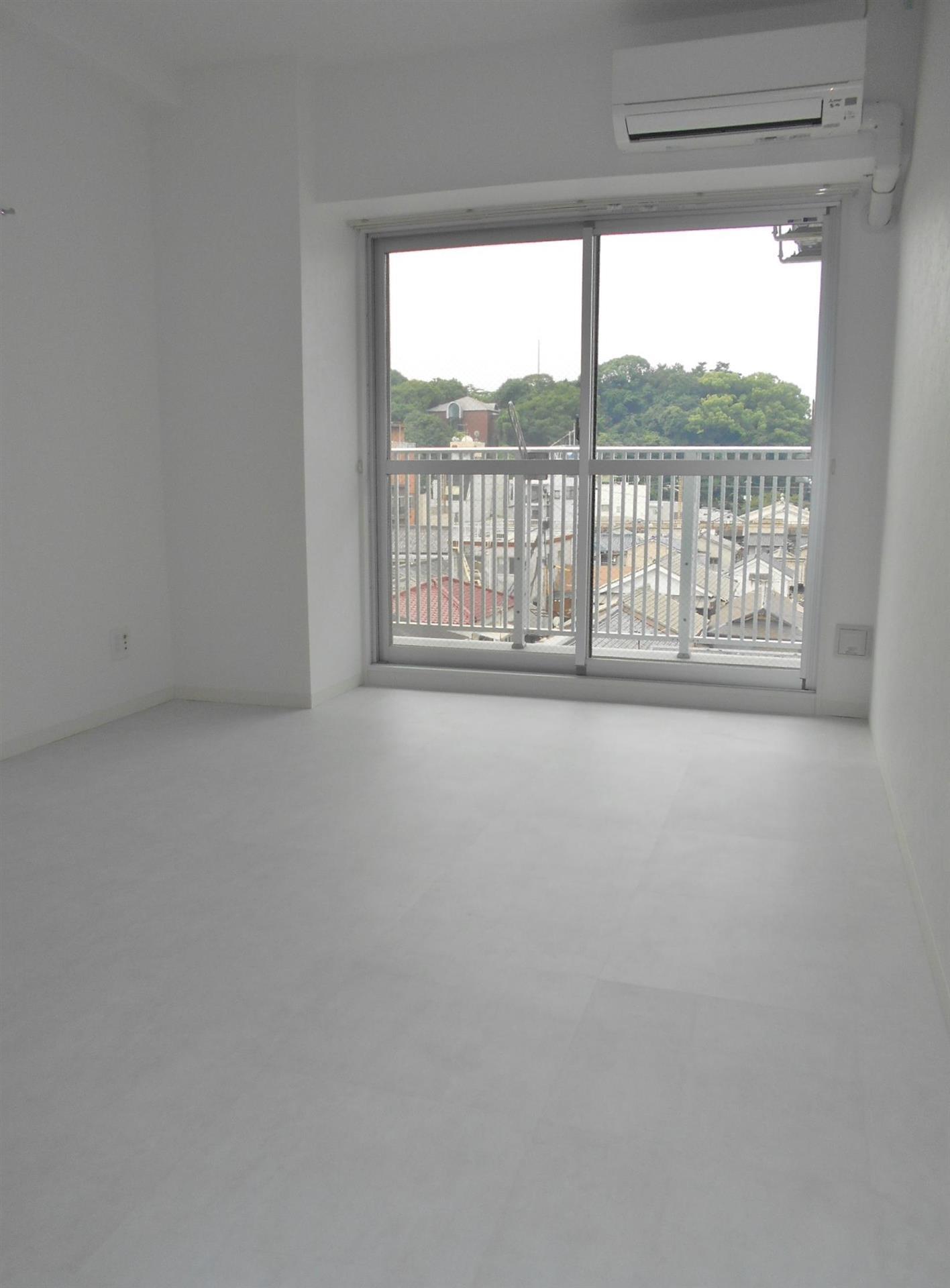 居室・リビング　エアコン設置のある洋室7.5帖♪