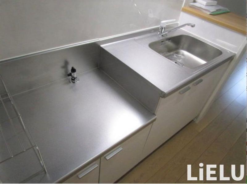 キッチン　同シリーズ物件のモデルルームになります※現況優先