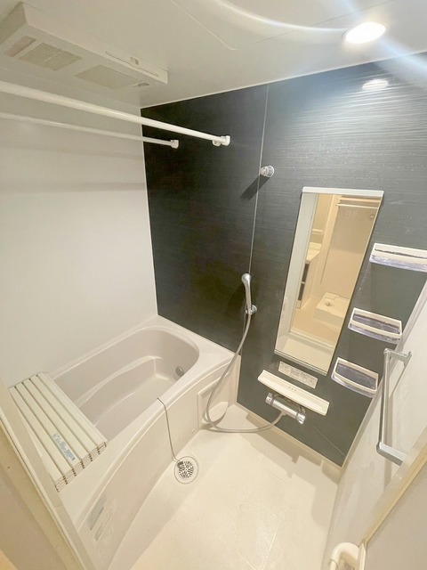 バス・シャワールーム　★追焚機能　浴室乾燥機付きのバスルーム★