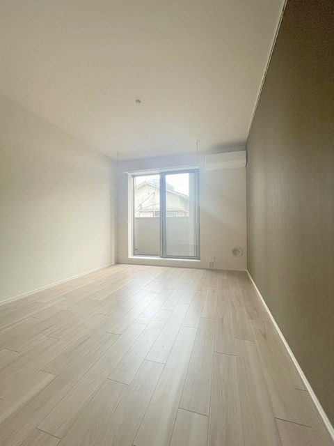 その他部屋・スペース　★明るいフローリングのお部屋です★