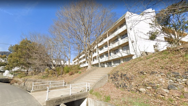 中学校　宍粟市立山崎西中学校（中学校）まで1600m