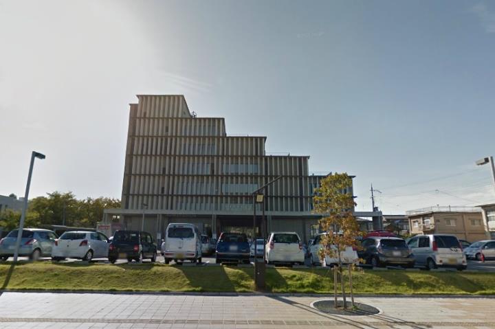 中学校　木津川市立木津南中学校（中学校）まで529m