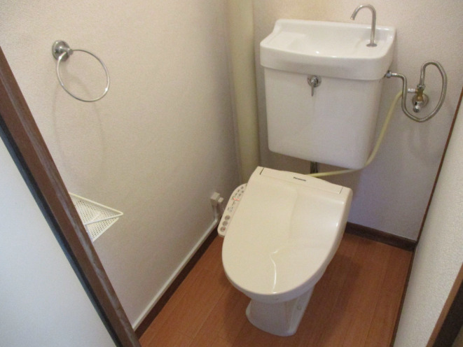 トイレ　シンプルで使いやすいトイレです