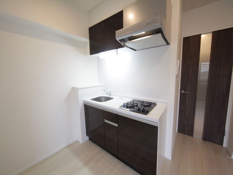 キッチン　システムキッチン（ガス2口コンロ付）