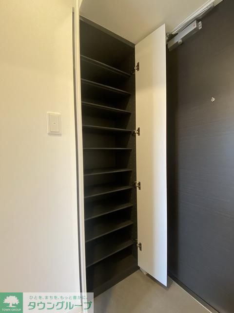 収納　バルコニー