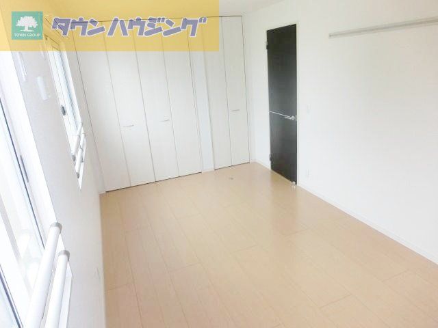 居室・リビング　明るい居室