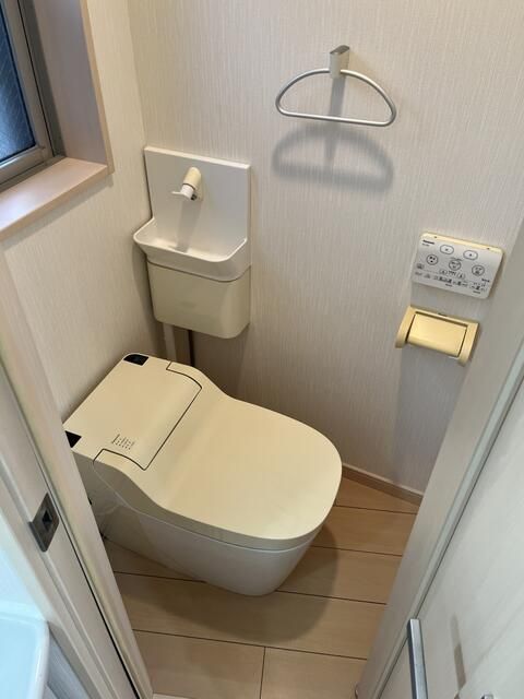 トイレ　コンパクトで使いやすいトイレです