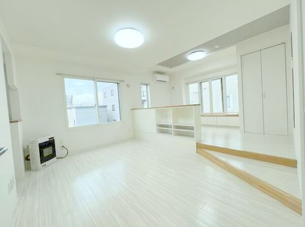 居室・リビング　リビングです☆