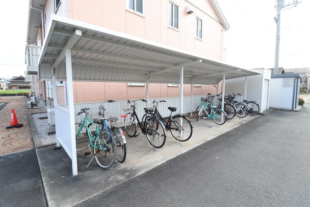 その他共有部分　屋根付きサイクルポート