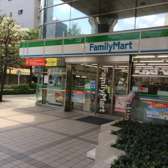 コンビニ　ファミリーマート芝二丁目店（コンビニ）まで99m