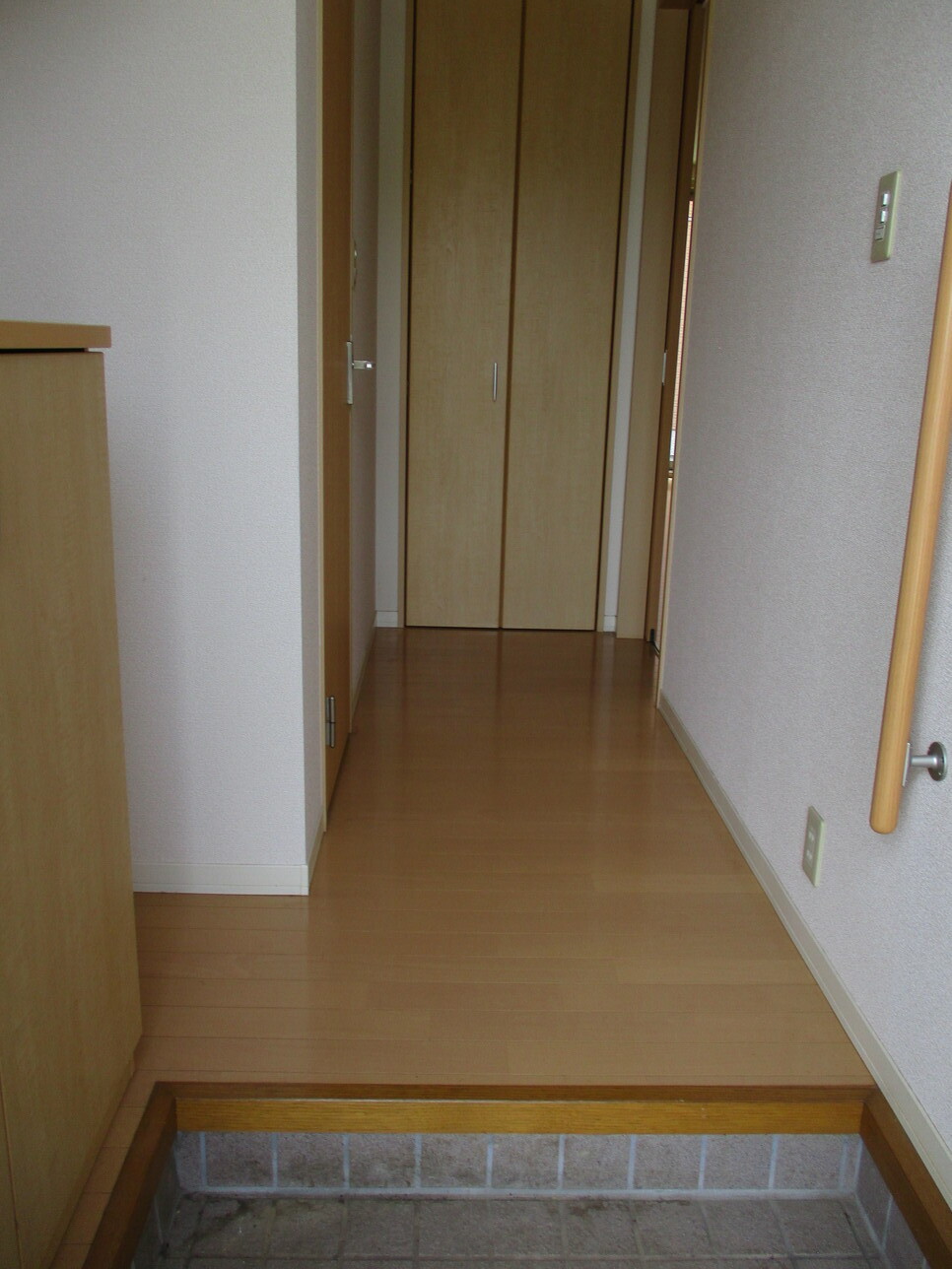 玄関　靴箱