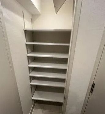 収納　別タイプ部屋　参考写真です