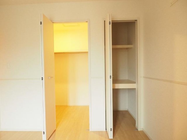 収納　たっぷりとした収納スペースです