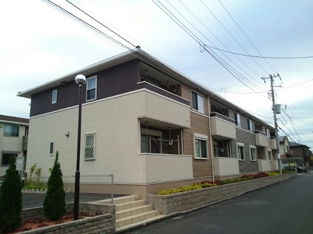 建物外観　落ち着いた雰囲気の外観です
