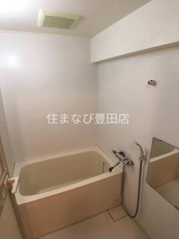 バス・シャワールーム　同型別部屋写真