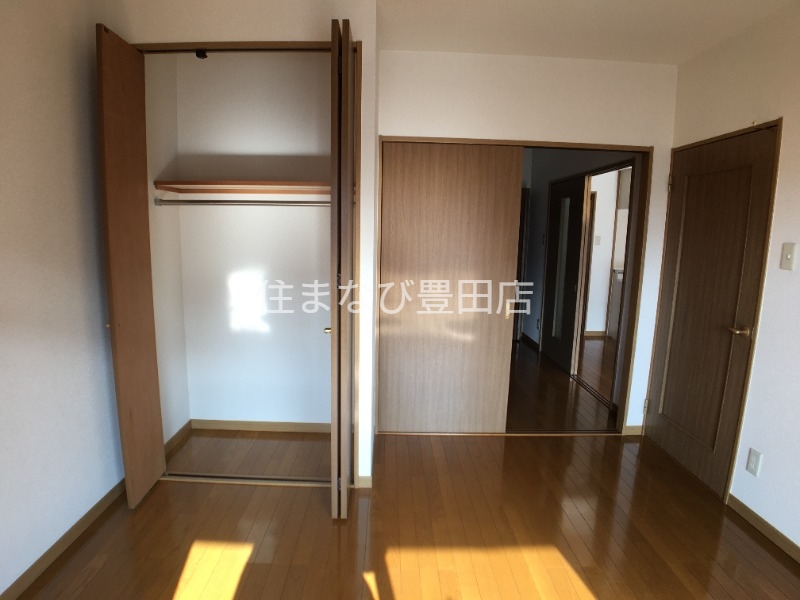 収納　同型別部屋写真