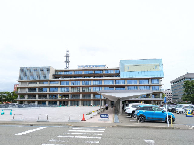 役所　秋田市役所（役所）まで1999m