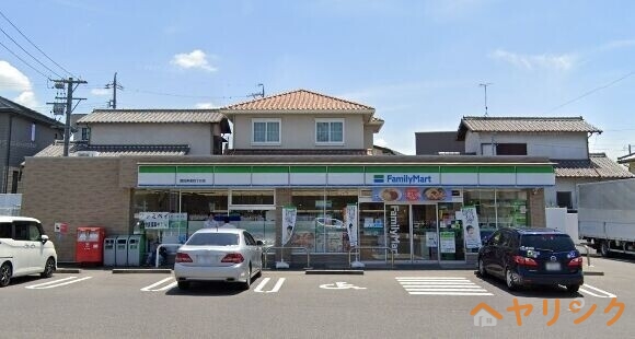 コンビニ　ファミリーマート豊田美里四丁目店（コンビニ）まで294m