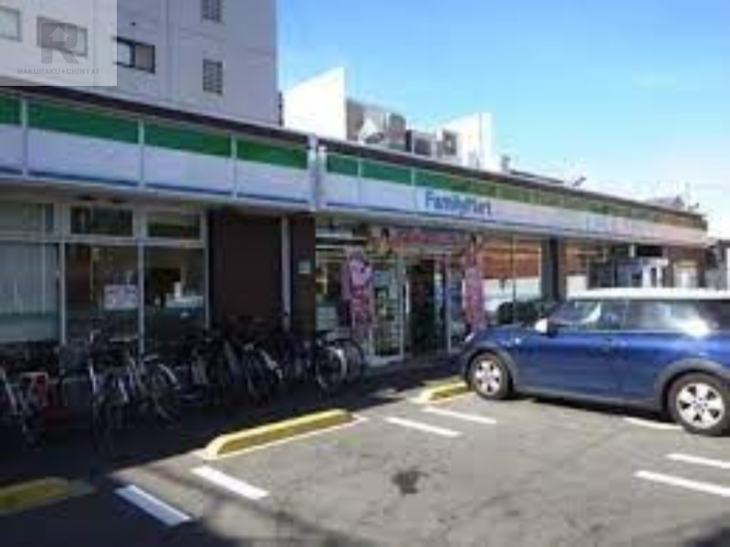 コンビニ　ファミリーマート大阪工大前店（コンビニ）まで226m