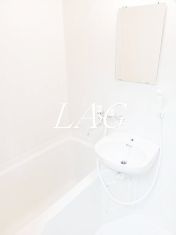 バス・シャワールーム　お風呂です。