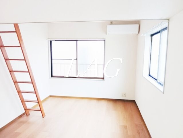 居室・リビング　洋室のお部屋です。