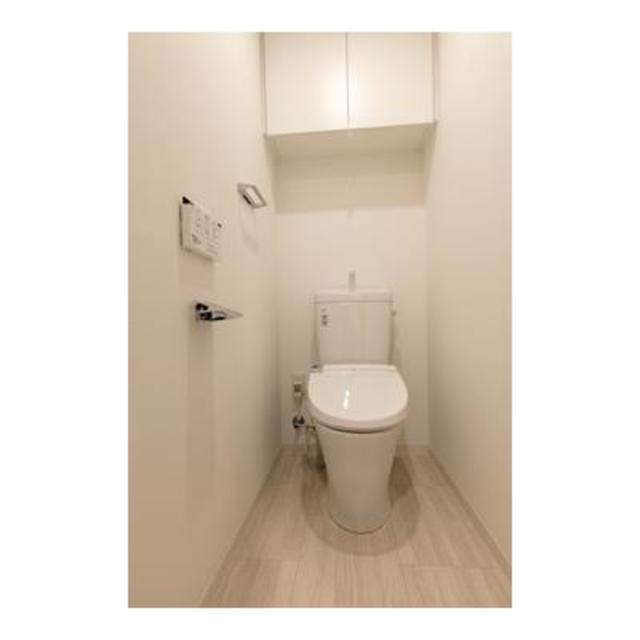 トイレ　※写真は同タイプ住戸です。