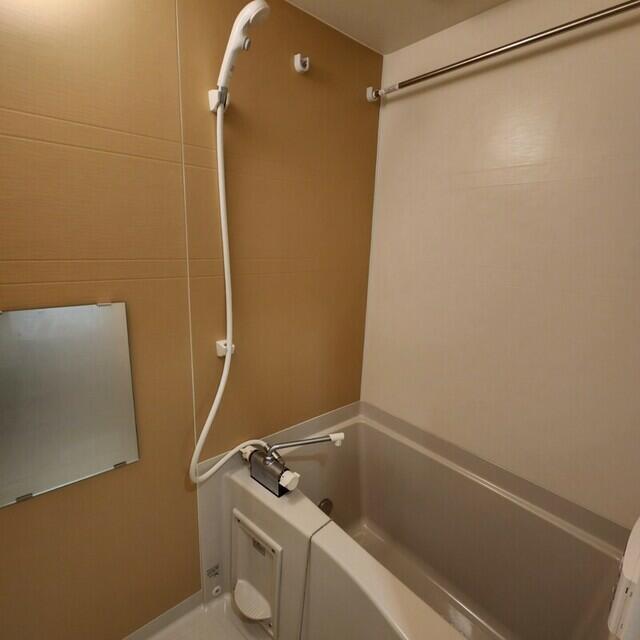 バス・シャワールーム　?