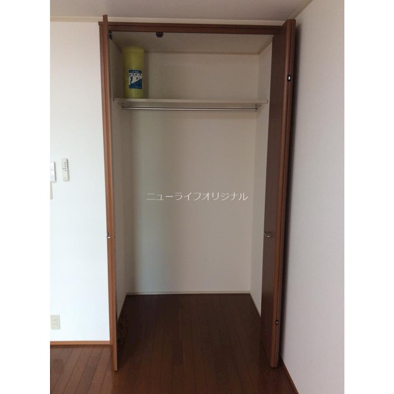 収納　衣類や荷物をすっきり収納できるクローゼット