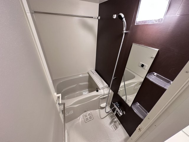 バス・シャワールーム　※同施工会社別室参考写真