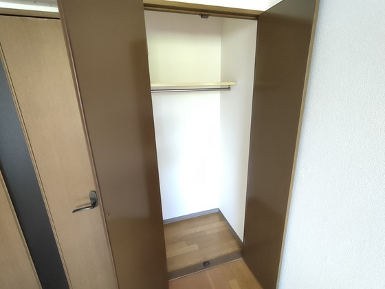 収納　※別部屋の写真です