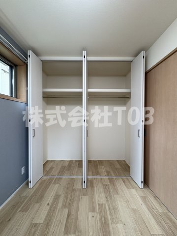 収納　洋室3.9帖　収納