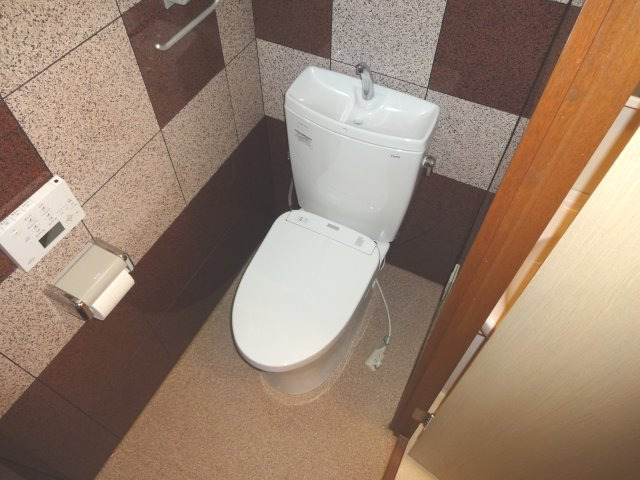 トイレ　トイレ