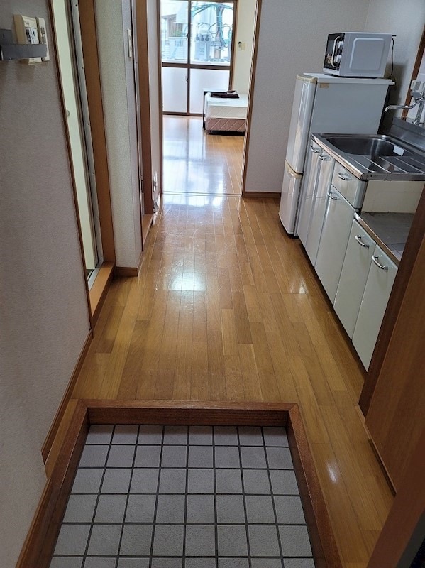 玄関　現状優先