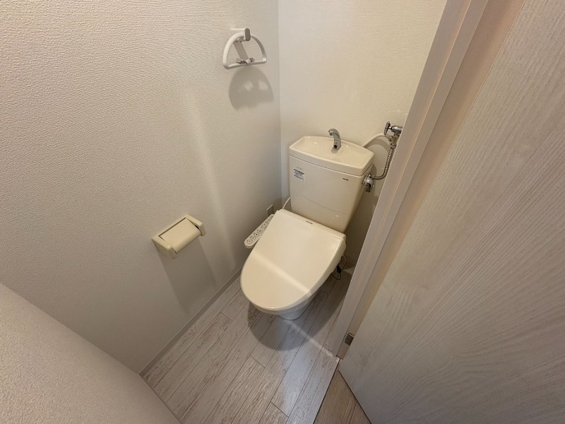 トイレ　トイレです。ウォシュレット付を探している方、おすすめです！
