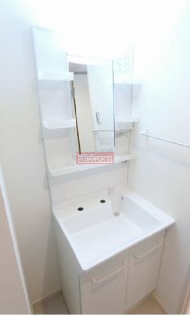 洗面設備　同建物参考写真