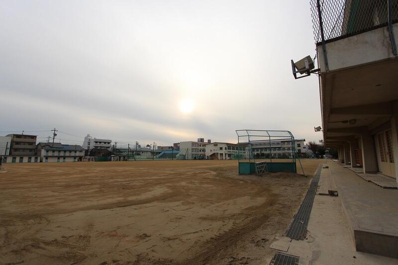 中学校　名古屋市立豊国中学校（中学校）まで558m