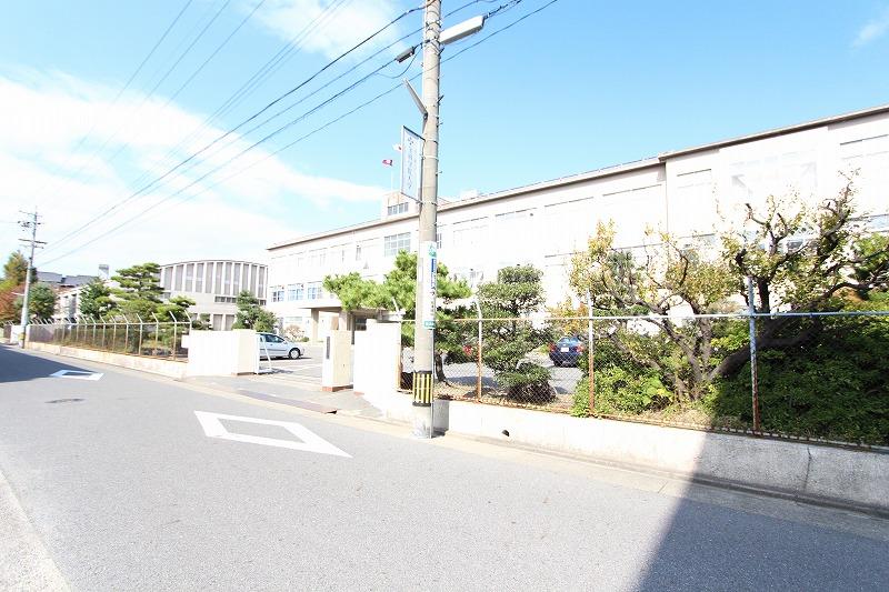 高校・高専　愛知県立松蔭高校（高校・高専）まで559m