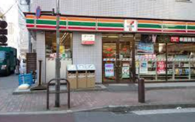 コンビニ　セブンイレブン 港区芝4丁目店（コンビニ）まで1436m