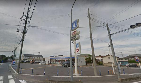 コンビニ　ローソン久喜菖蒲三箇辻店（コンビニ）まで842m