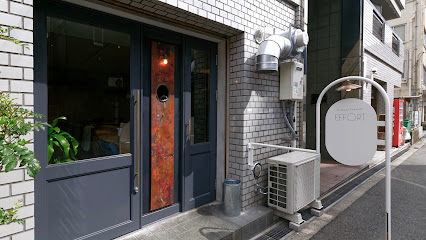 飲食店　effort（飲食店）まで718m