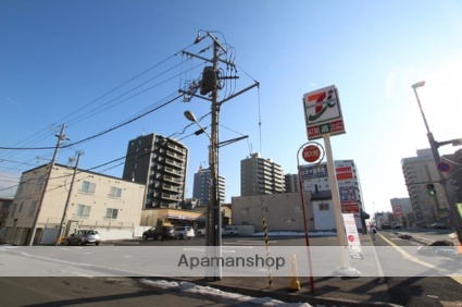 コンビニ　セブンイレブン月寒中央通４丁目店（コンビニ）まで79m