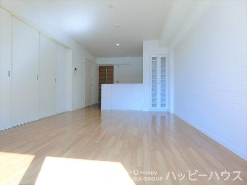 居室・リビング　※同タイプ別部屋のため、参考画像です。